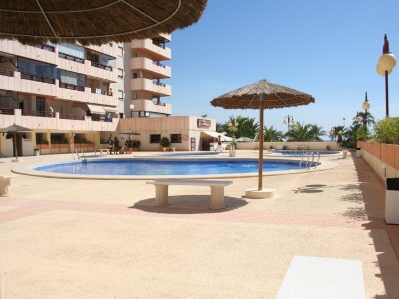 Apartamentos Zafiro Unitursa Calpe Kültér fotó