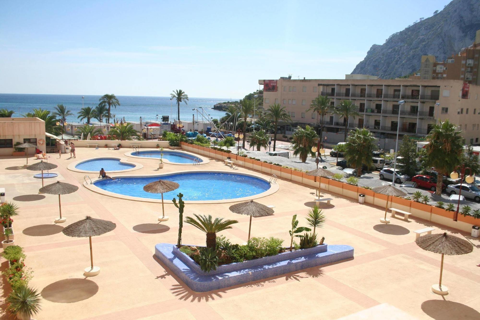 Apartamentos Zafiro Unitursa Calpe Kültér fotó