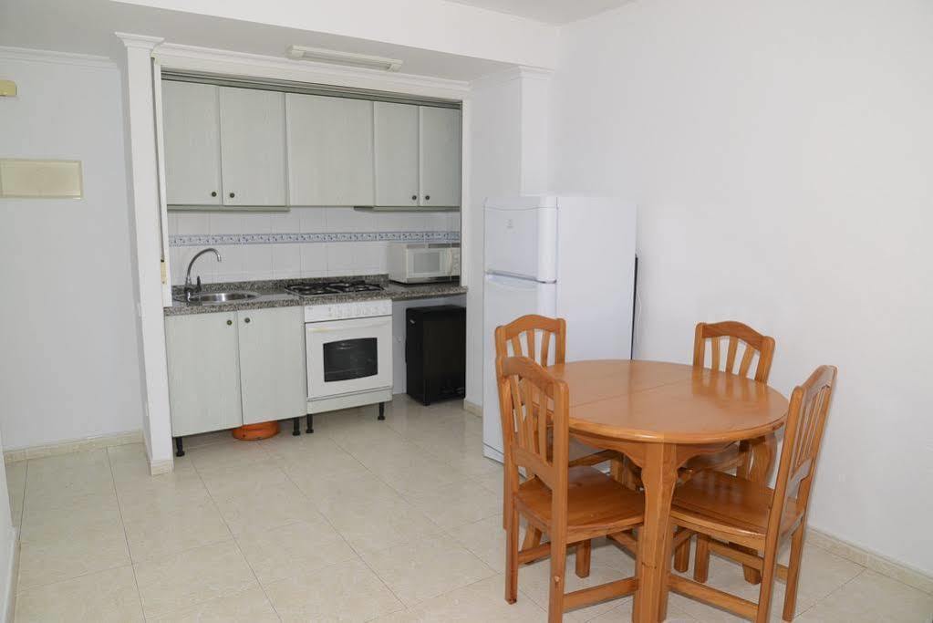 Apartamentos Zafiro Unitursa Calpe Kültér fotó