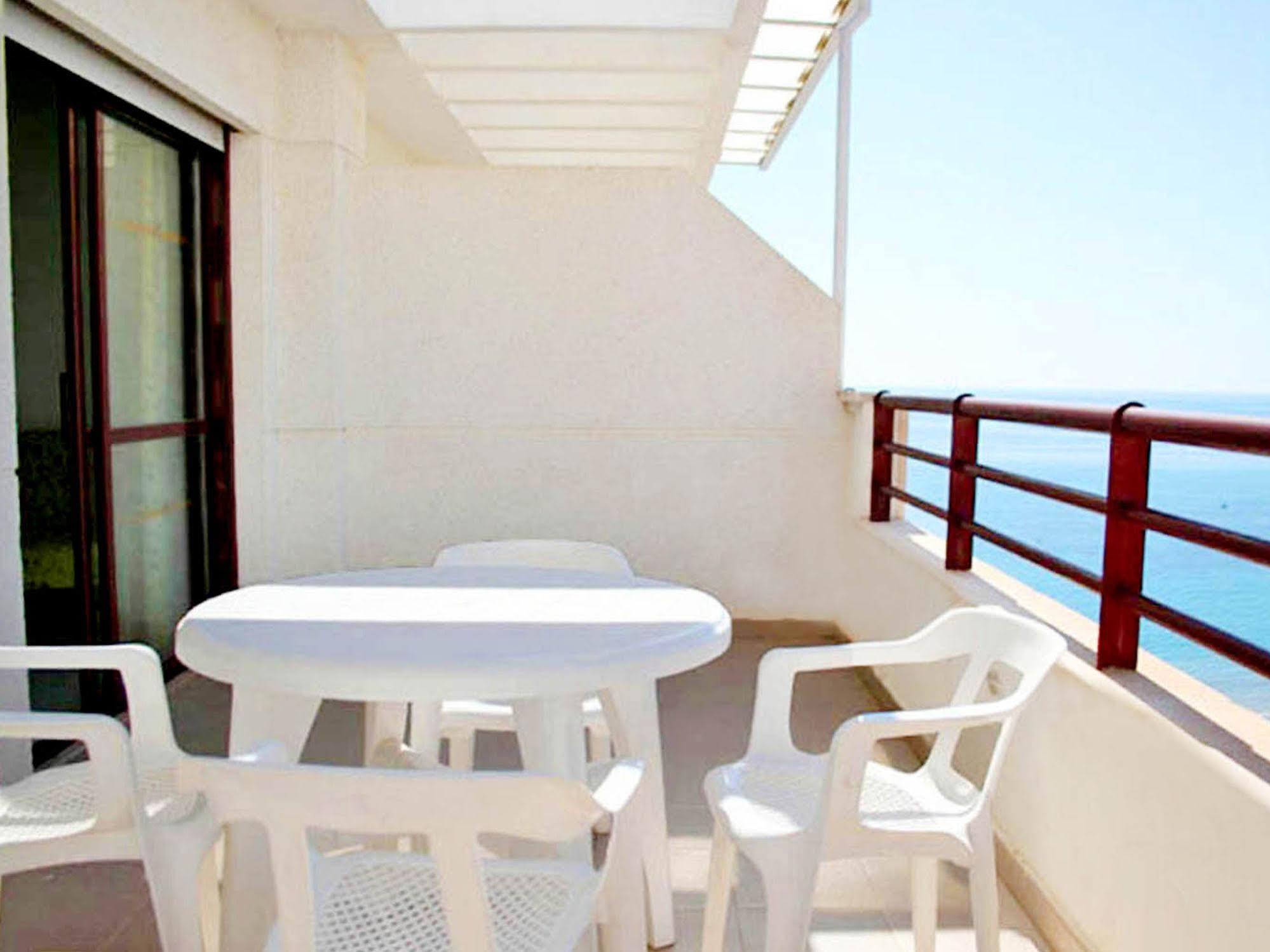 Apartamentos Zafiro Unitursa Calpe Kültér fotó
